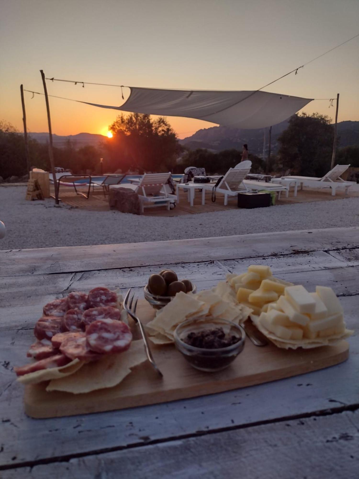 Pasare Glamping_Anglonaruralexperience Otel Perfugas Dış mekan fotoğraf