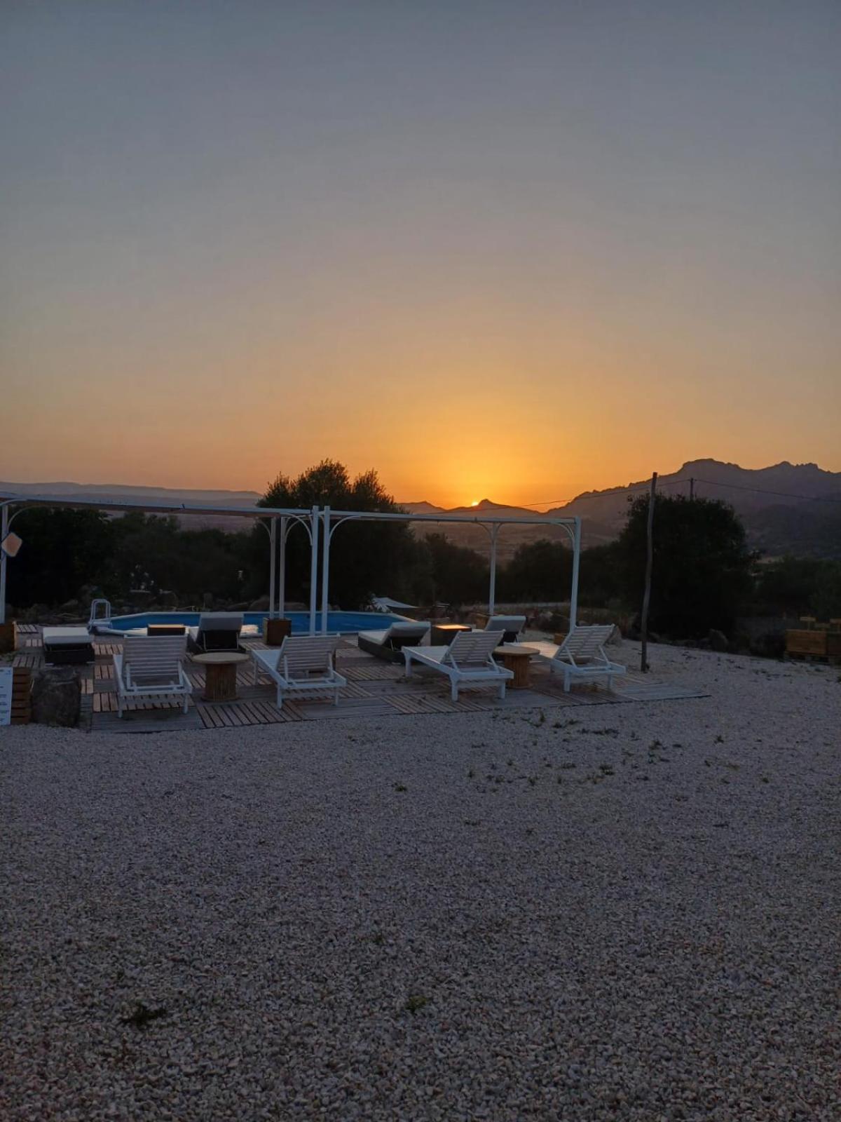 Pasare Glamping_Anglonaruralexperience Otel Perfugas Dış mekan fotoğraf