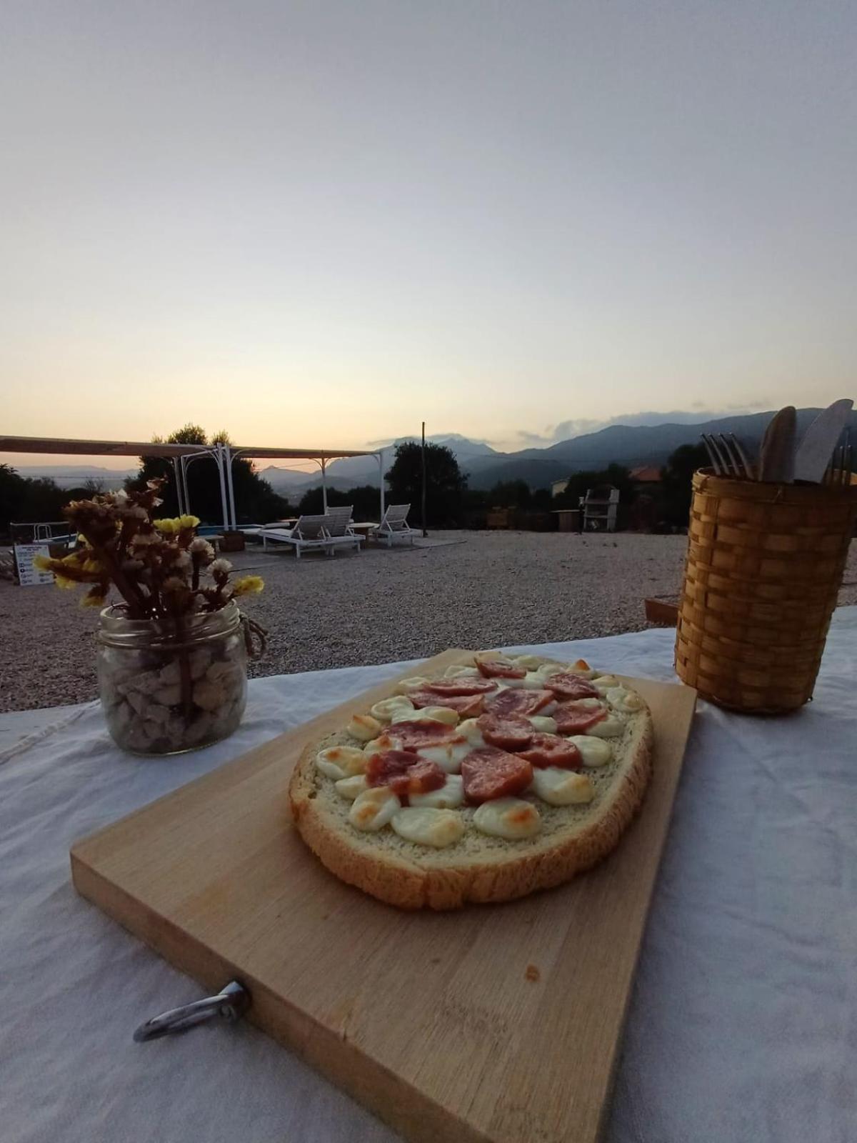 Pasare Glamping_Anglonaruralexperience Otel Perfugas Dış mekan fotoğraf
